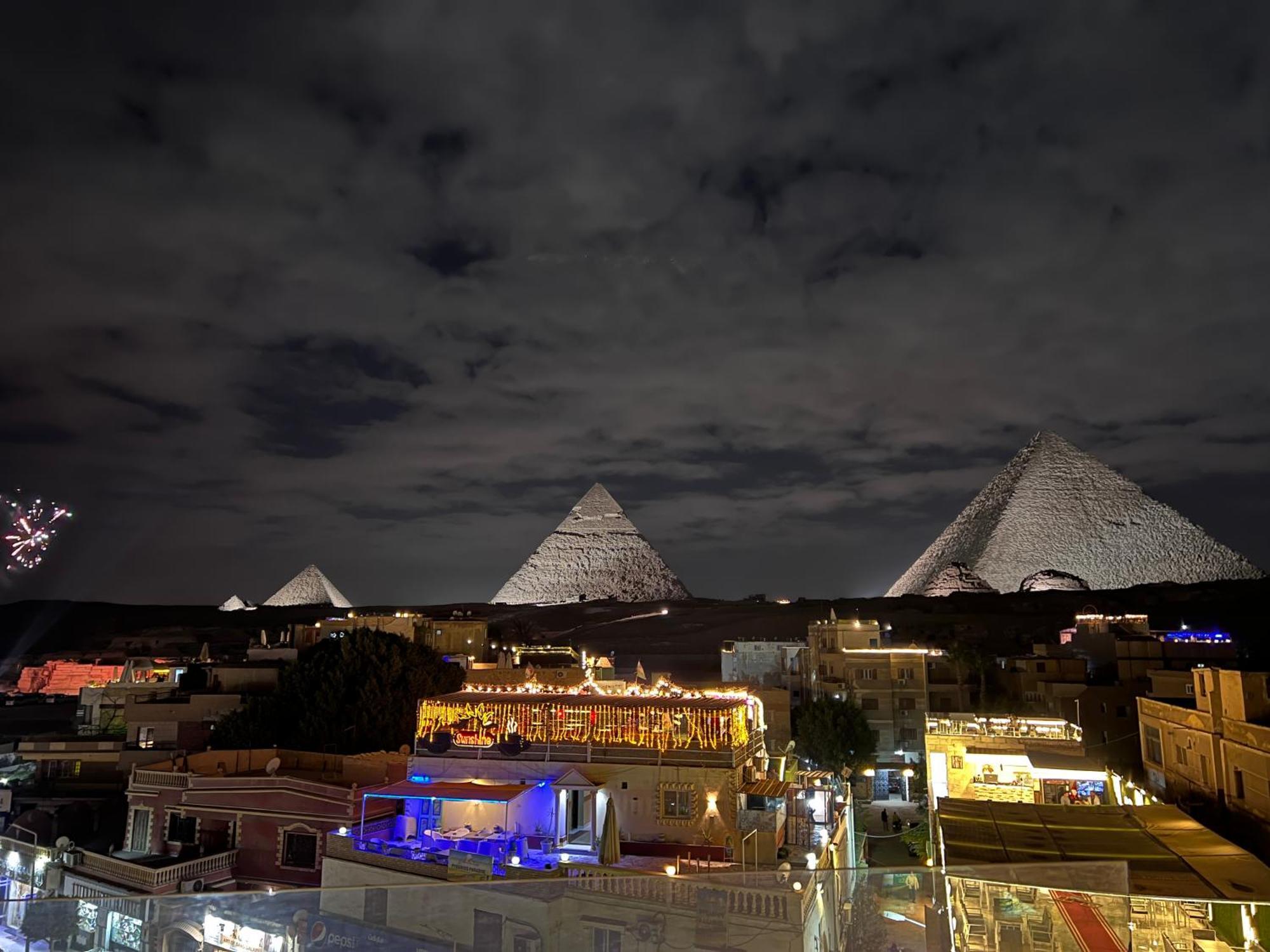 Pyramids Top In Каир Экстерьер фото